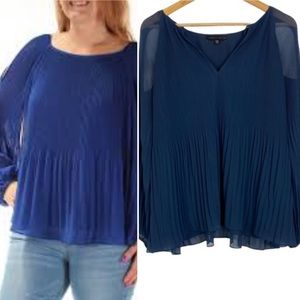 Sanctuary Blue Sheer Long Sleeve V-neck Casual Top Cold Shoulder Pleats Medium